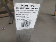 Industrial Platform Ladder, Gorilla - 3