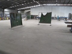 4 x Welding Screens, various sizes, Steel Frame, Green Curtains - 2