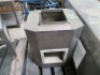 2 x Metal Detectors on Pallet - 4