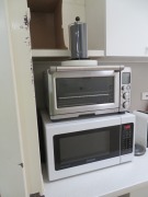 Kitchen Contents including; BML 2 Door Refrigerator, Samsung Microwave Oven - 2