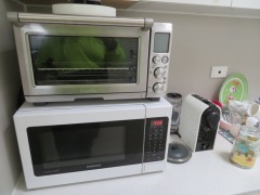 Kitchen Contents including; BML 2 Door Refrigerator, Samsung Microwave Oven - 3