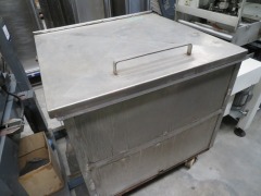Stainless Steel Storage Bin with Lid - 6