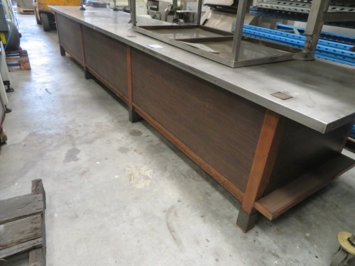 Timber Work Bench with Stainless Steel Top and Machine Vice
