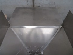 Stainless Steel Vibratory Delivery Hopper on Stainless Steel Frame - 3