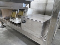 Stainless Steel Vibratory Delivery Hopper on Stainless Steel Frame - 5