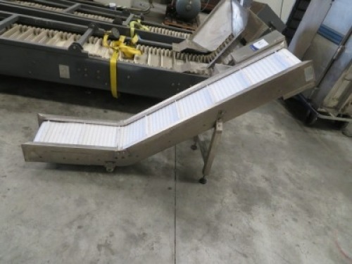 1 x Incline Elevator