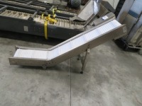 1 x Incline Elevator