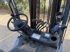 UNRESERVED 2015 Toyota 32-8FGK25 4 Wheel Counterbalance Forklift - 7