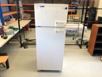 Kelvinator No Frost 400 Fridge Freezer
