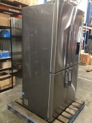 Fisher & Paykel 605L Quad Door American Fridge with Ice & Water Dispenser RF605QDUVX1 *(1ST IMAGE GUIDE ONLY - UNBOXED)* - 3