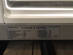Fisher & Paykel 605L Quad Door American Fridge with Ice & Water Dispenser RF605QDUVX1 *(1ST IMAGE GUIDE ONLY - UNBOXED)* - 9