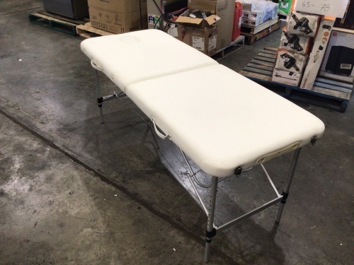White Foldable Masseuse Table