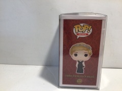 POP Royals - Diana #03 Red Dress (Limited Chase Edition) - 4