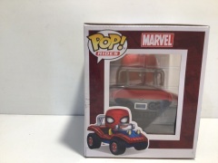 Funko Pop - Marvel Universe - Spiderman with Spiderman on Scooter No# 51 - 5