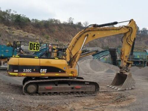 2005 caterpillar 330CL (Long Reach)
