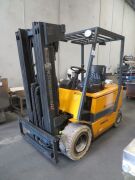 2000 Jungheinrich 2.5 Tonne Battery Electric Forklift
