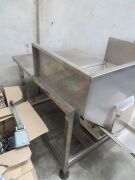 Stainless Steel Vibratory Delivery Hopper on Stainless Steel Frame - 2