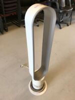 1 x Dyson Pedestal Fan