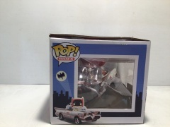 Funko Pop - Batman Limited edition Chrome Batmobile #01 - 4