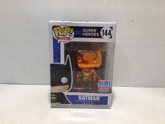 Funko Pop - DC Super Heroes - Batman (Limited Edition) #144 - 2