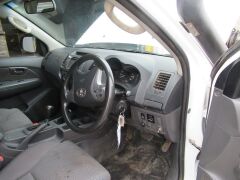 2012 Toyota Hilux SR 4WD Dual Cab Ute *RESERVE MET* - 18