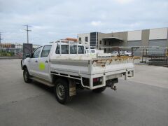 2015 Toyota Hilux Dual Cab Chassis *RESERVE MET* - 5