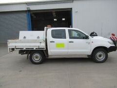 2014 Toyota Hilux 4WD Dual Cab Chassis *RESERVE MET* - 2
