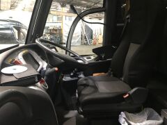 07/2016 Mercedes Benz OC 500 RF IRIZA i6 54 Leather Reclining Seat Luxury Coach - 17