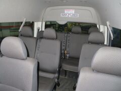 12/2012 Toyota HI ACE 13 Seat Commuter Bus - 18