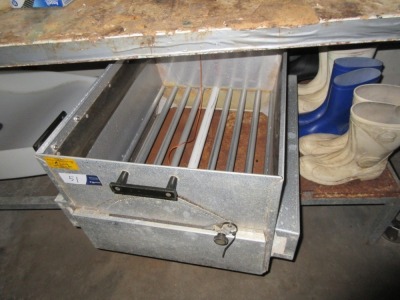 Fish bar grading Frame, Galvanised steel box with 9 x grading bars