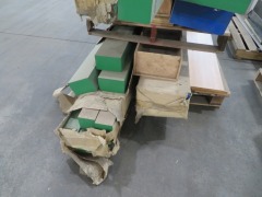 Green Display Stands on 2 Pallets - 3