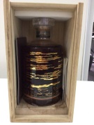 Suntory Hibiki 21Yrs Mt Fuji Limited Edition 2015 in a Wooden Cypress Box (Insurance Payout Value: Approx $8000) - 5