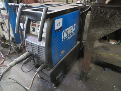 Cigweld Professional Transmig 250I Mig Welder