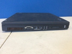 Lenovo ThinkPad T400 14" Laptop - 5