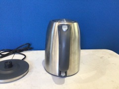 Kambrook KSK220 Kettle (unboxed) - 6