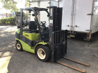 UNRESERVED 2012 Clark C30L Counterbalance Forklift