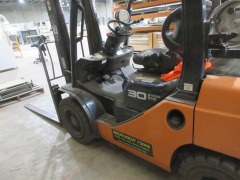 2008 Toyota 32-8FG30 4 Wheel Counterbalance Forklift - 7