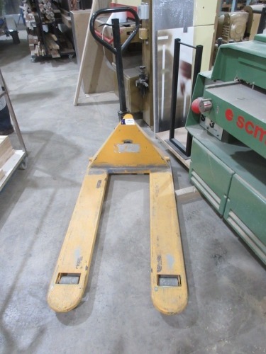 Pallet Jack, 2500Kg Capacity