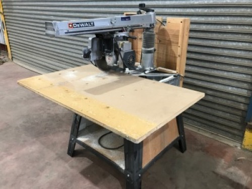 DeWalt Radial Arm Docking Saw