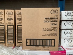 100 x Boxes of Everyday Oatmeal Shampoo 300ml - 2