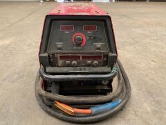 UNRESERVED Lincoln Electric Invertec V350 Pro Welding Machine - 3