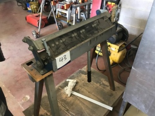 Sheet Metal Folder, 8 fingers, 600mm capacity, overall 800 x 450 x 950mm H