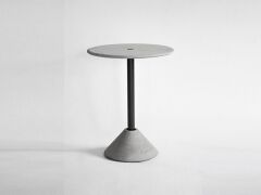 Bentu Ding Round Concrete Table