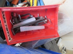 Box of assorted Hand Tools - 6