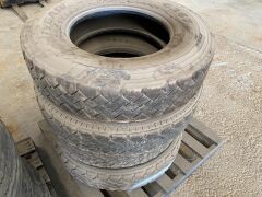 8 x Assorted Tyres - 6