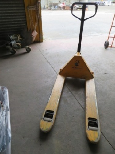 Teamstar Pallet Truck, 2500kg capacity