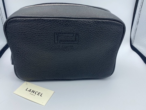 Lancel Grand Hotel Toiletry Bag S Black A0993910TU