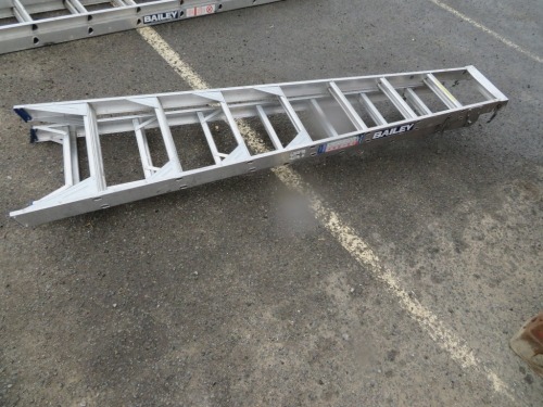 Bailey Aluminium A Frame Step Ladder, closed: 2400mm H, open: 4000mm H, 120Kg rated