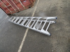 Bailey Aluminium A Frame Step Ladder, closed: 2400mm H, open: 4000mm H, 120Kg rated - 2