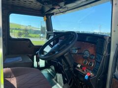 2006 Kenworth T401 6x4 Prime Mover - 18